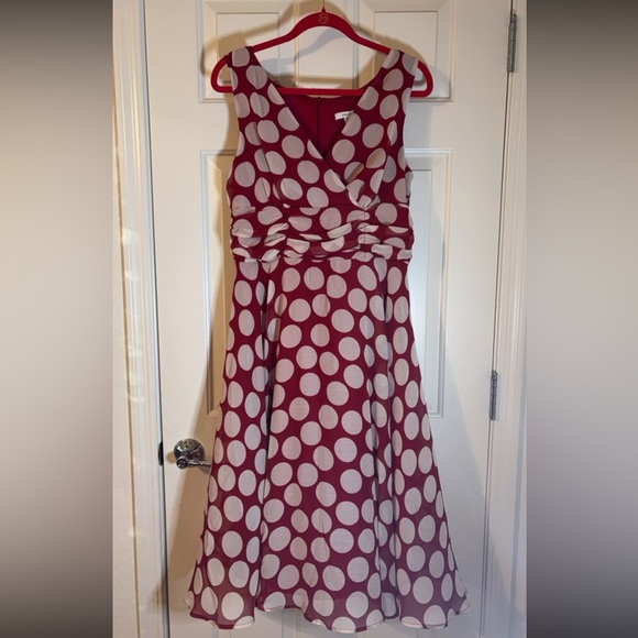 dressbarn Dresses & Skirts - Dressbarn Red and White Polka Dot Midi Dress